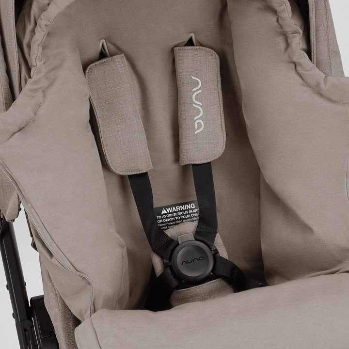 Set saco de invierno y manoplas de Nuna